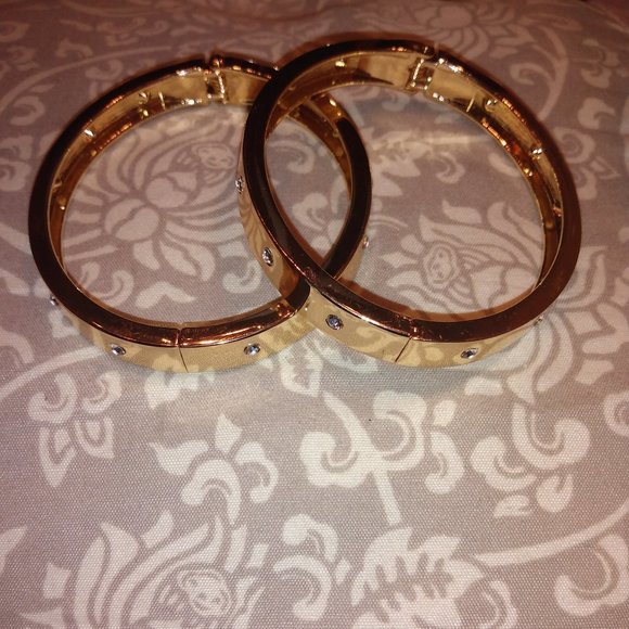 Bangle Hinge Crystal Bracelet - Picture 2 of 2